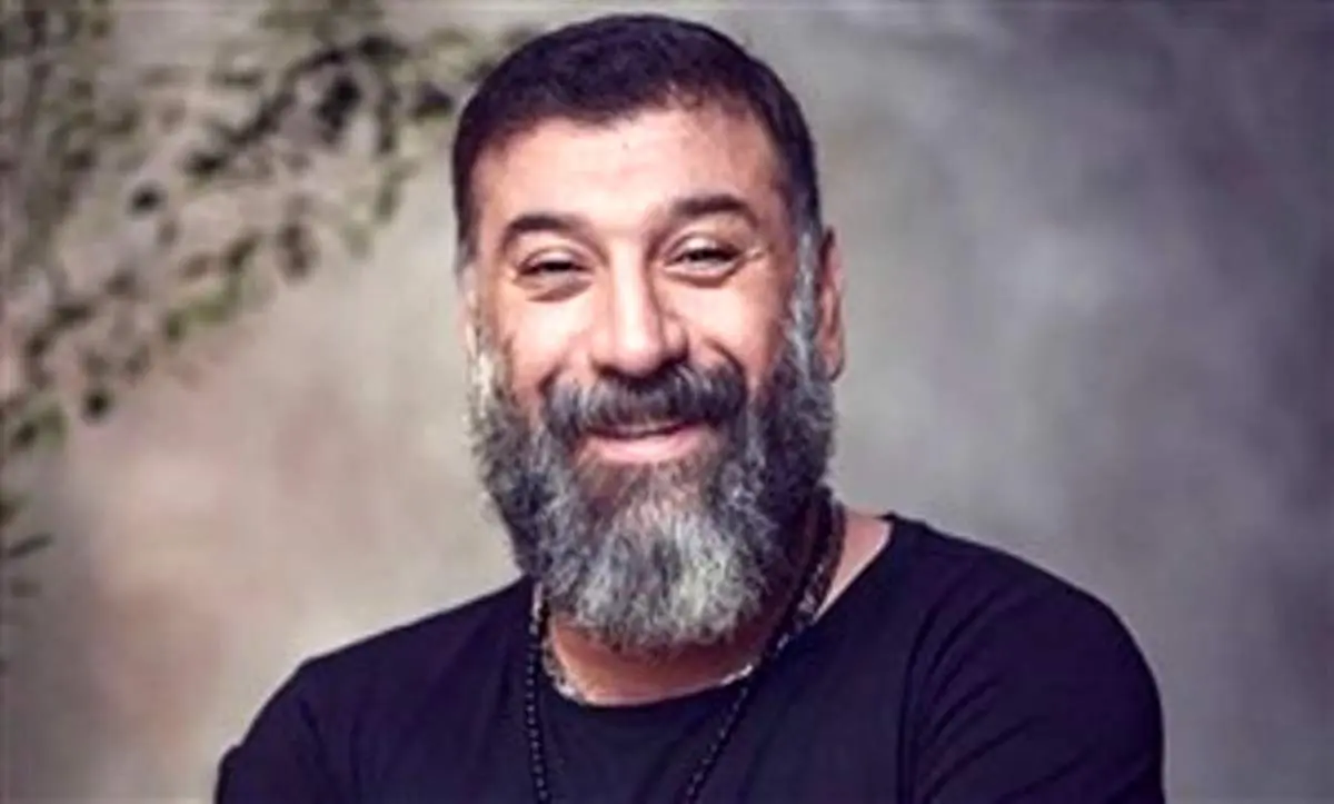 تصویری قدیمی از انصاریان در کنار عادل فردوسیپور و میناوند