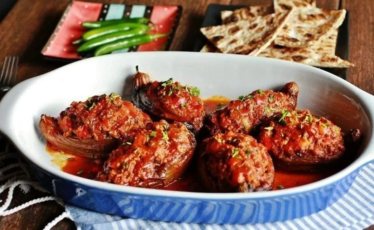 طرز تهیه قارنی یاریخ، بادمجان شکم پر تبریزی