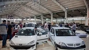 نوسانات قیمتی در بازار خودرو/تیبا دو به ١٢٧ میلیون تومان رسید