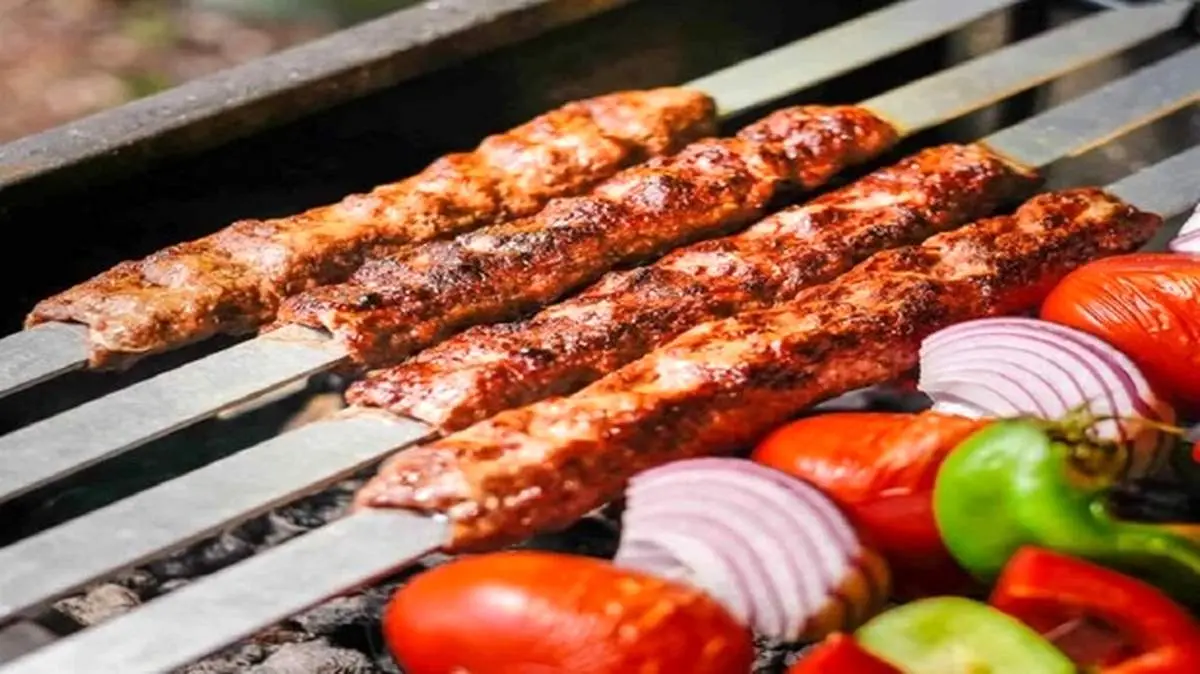 طرز تهیه کباب کوبیده ارزان و خوشمزه با سویا