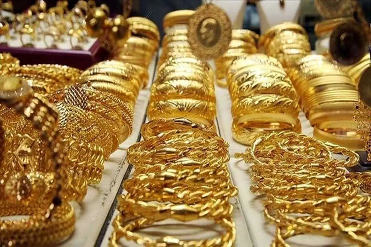 قیمت سکه ثابت ماند، طلا اندکى کاهش یافت/ نرخ دلار در بازار آزاد ۲۳۶۷۰ تومان + فیلم