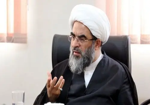 ​حلقه اتصال سنت و انقلاب؛ بازخوانی یک قرن تحول در حوزه علمیه قم
