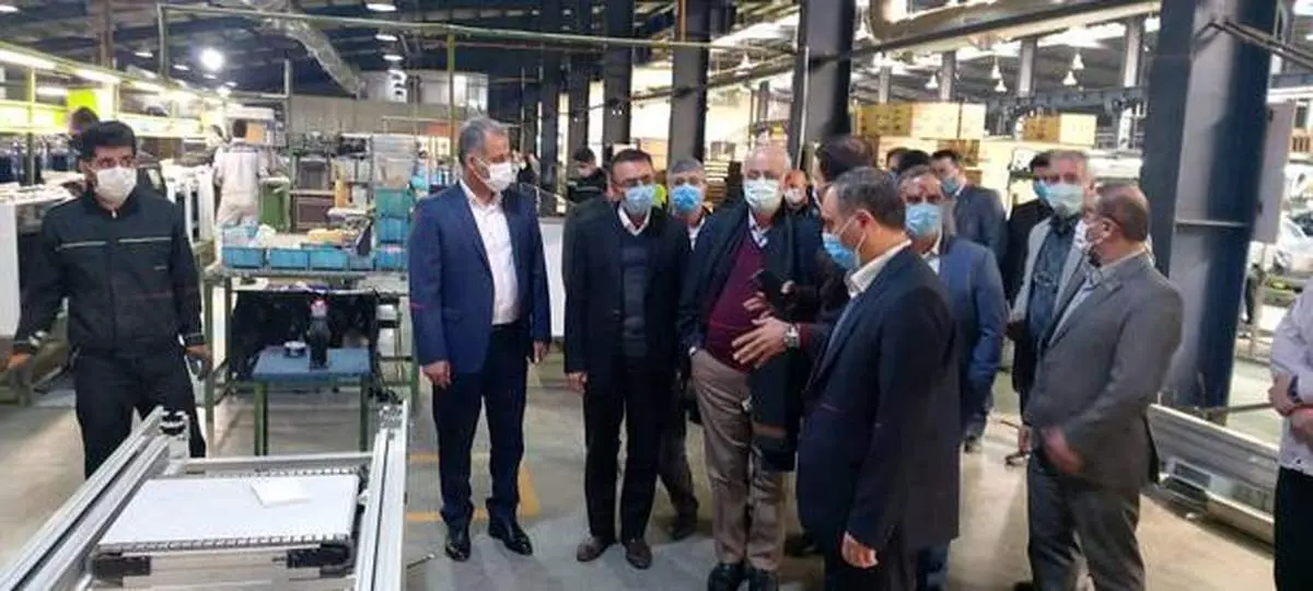 به دنبال دیپلماسی اقتصادی هستیم / وزارت خارجه باید چهره اقتصادی به خود بگیرد/صاحبان صنایع بدهکار زندانی نمی‌شوند