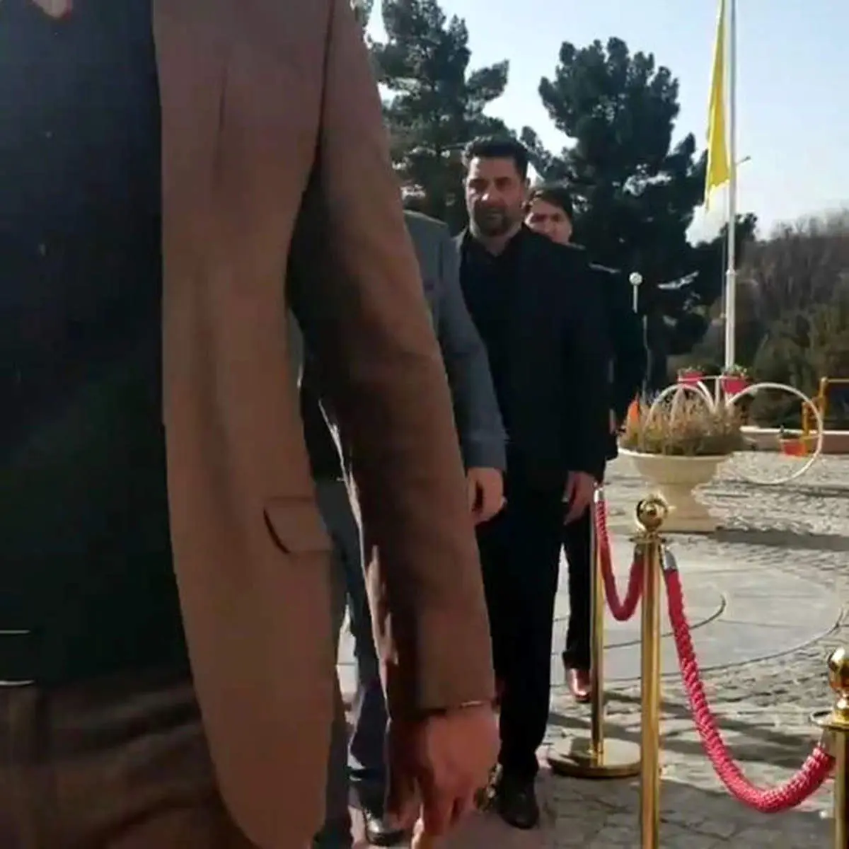 بادیگارد‌های مشاور شهردار کرمانشاه جنجالی شد! + عکس