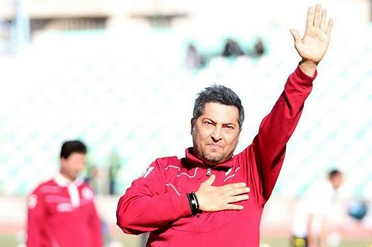 پرسپولیس، پیراهن مشکی و مهرداد میناوند