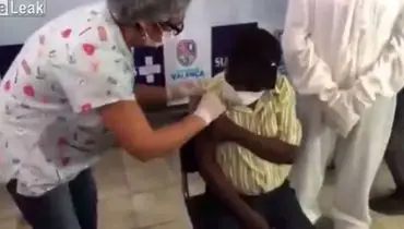 ترس مرد ۱۰۱ ساله از واکسن کرونا! +فیلم