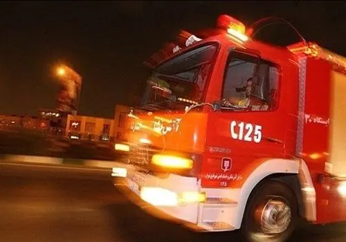 آتش سوزی مهیب در بیمارستان گاندی، بالا رفتن شعله های آتش از ساختمان بیمارستان+ فیلم