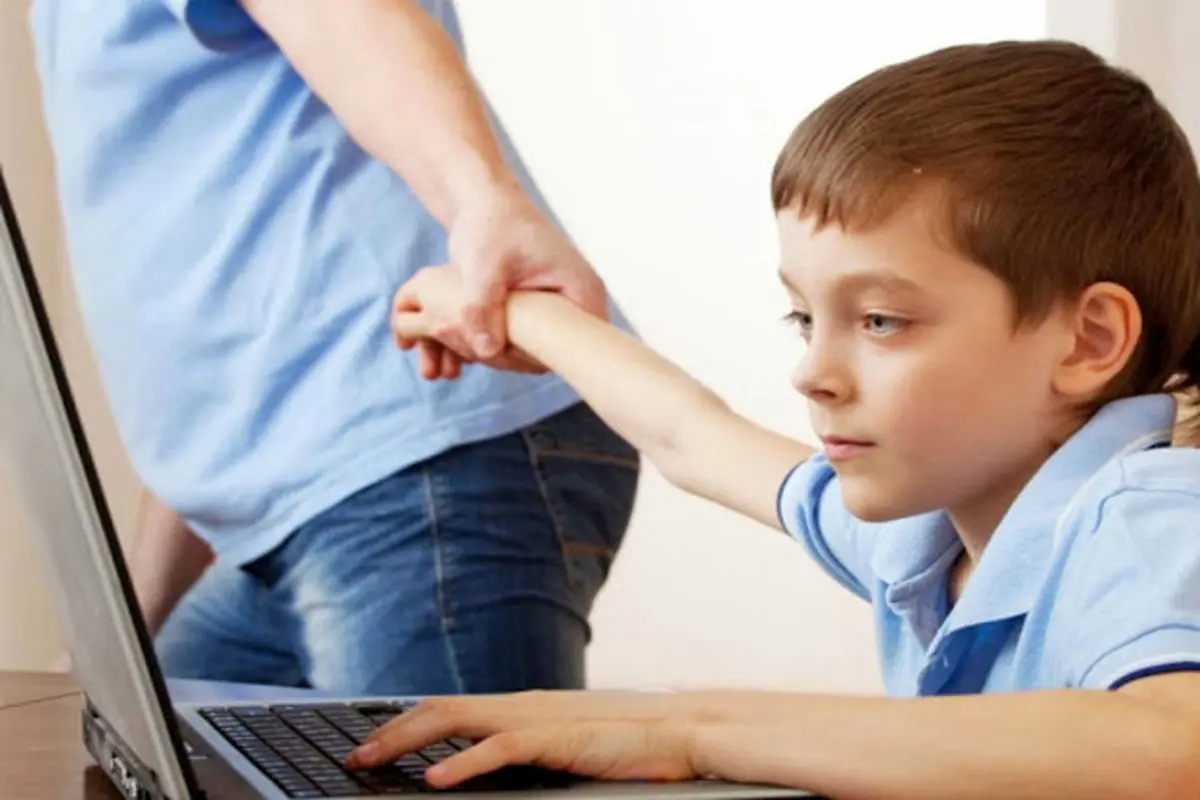 چگونه مراقب کودکان در فضای مجازی باشیم؟ + اینفوگرافی