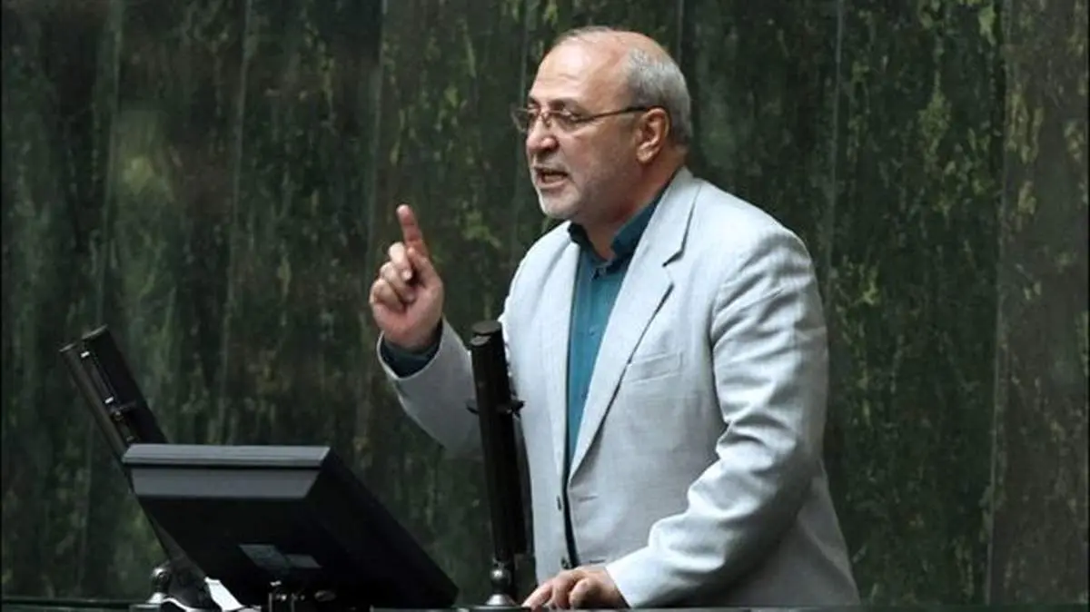 ادامه حمایت از عنابستانی: ناجا باید عذرخواهی کند!