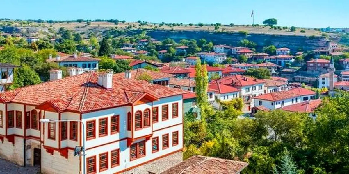 سقوط شدید قیمت ملک در ترکیه و دبی/ سرمایه ایرانیان دود شد!