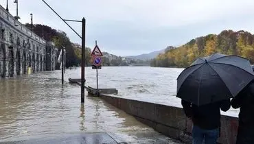 طغیان رودخانه، شهر سنت فرانسه را زیر آب برد
