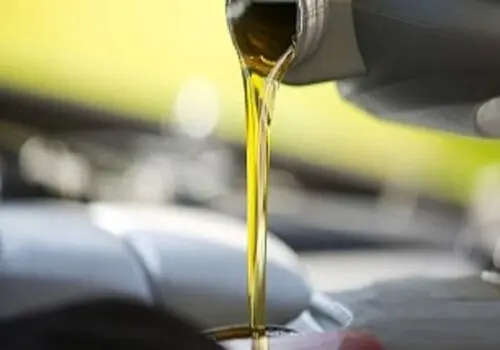 بازار روغن موتور زیر فشار گرانی له شد
