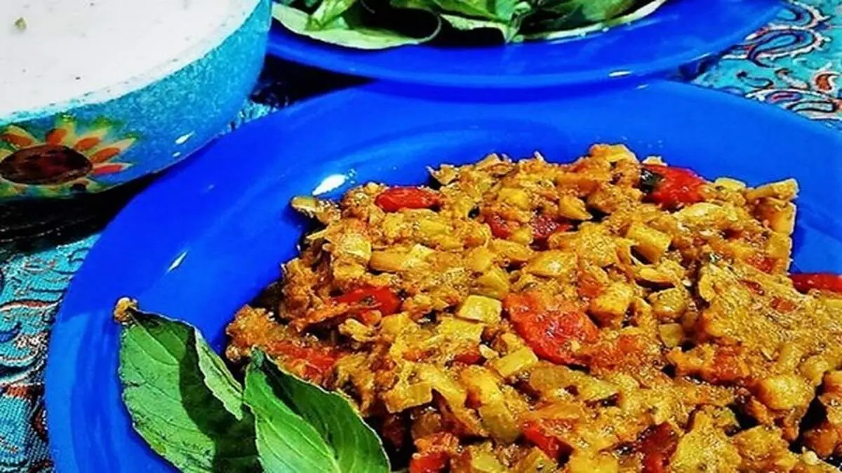 طرز تهیه یتیمک بادمجان به دو روش متفاوت