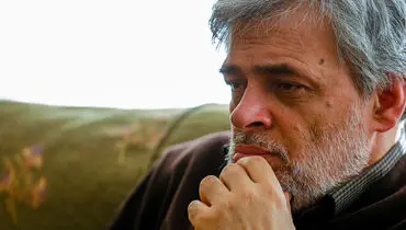 چه افتخاری بالاتر از این که آذری جهرمی به خاطر تکرار سخن امام از مجلس کارت قرمز بگیرد!
