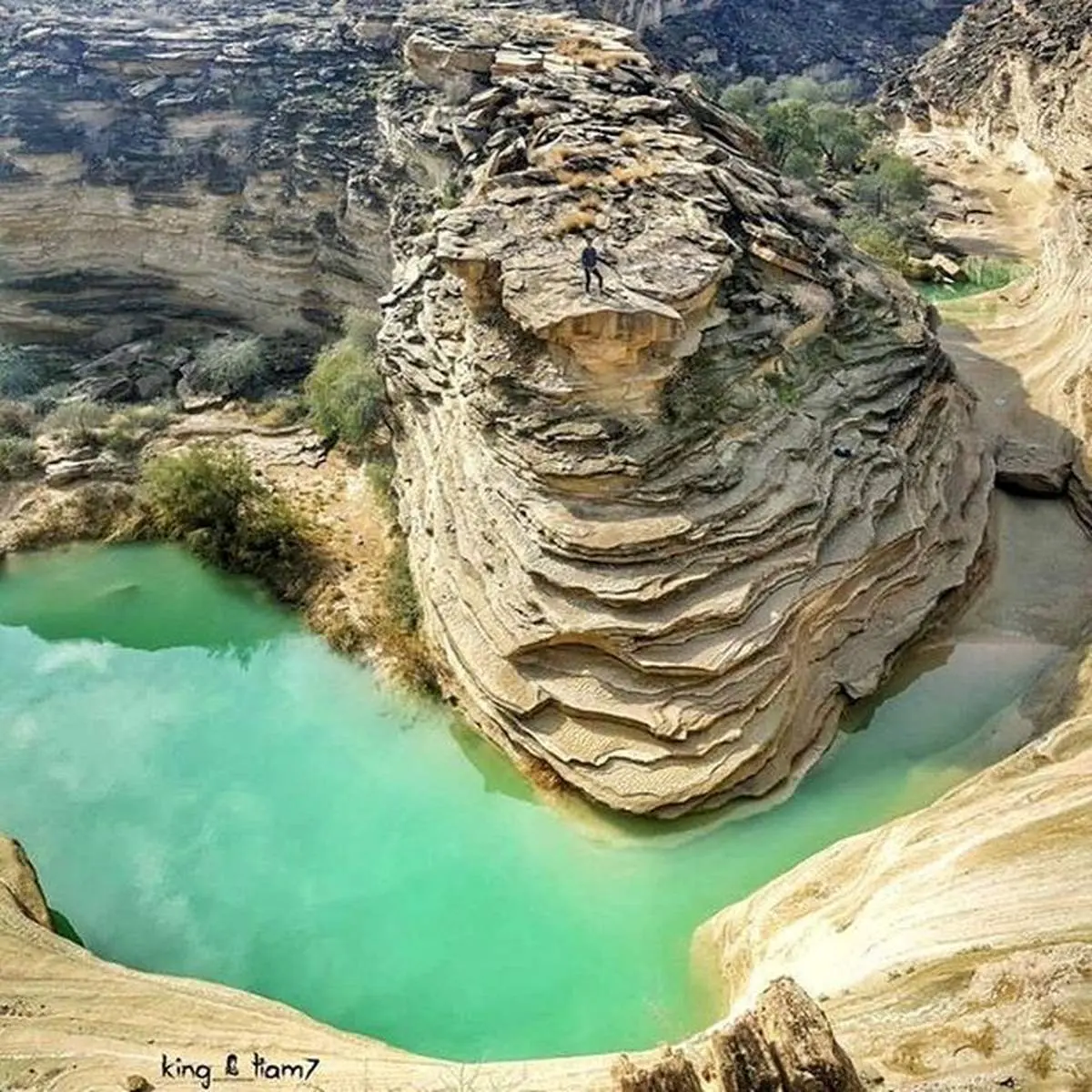 تصویری زیبا از دره "بی رهو"