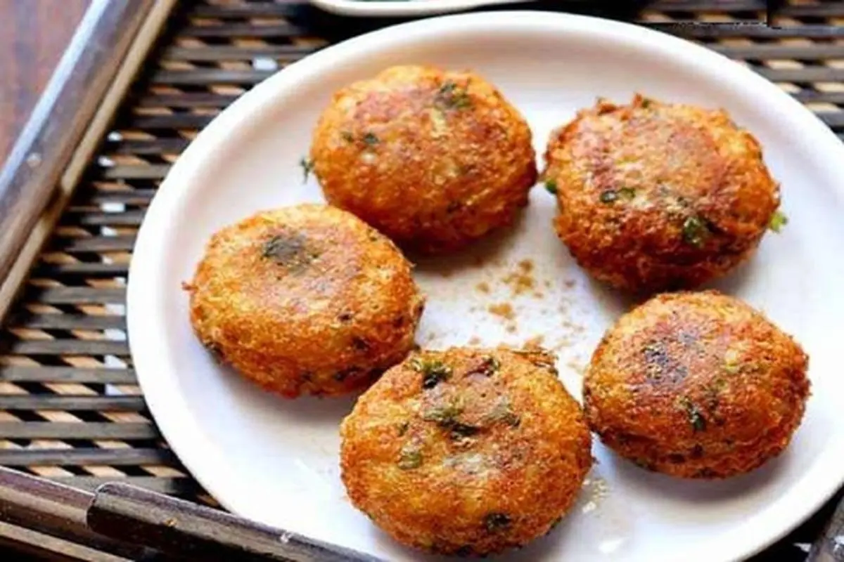طرز تهیه کوکو سیب زمینی پاکستانی
