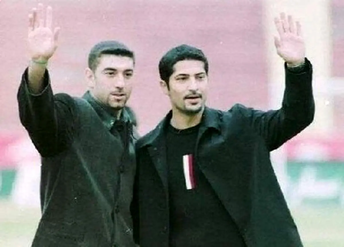 رونمایی از پیراهن تیم منتخب سرخابی به یاد مهرداد میناوند و علی انصاریان+عکس