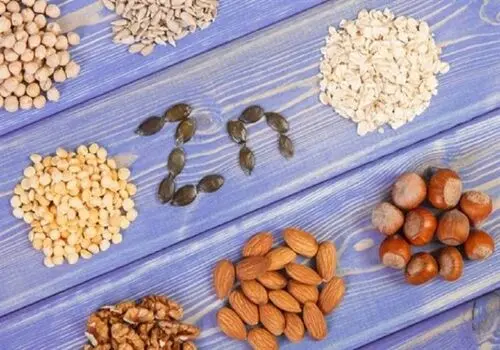قرص زینک را با معده خالی بخوریم یا همراه با غذا؟