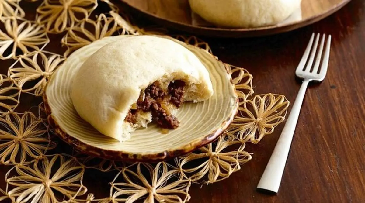 طرز تهیه نان شکم پر با گوشت + فیلم
