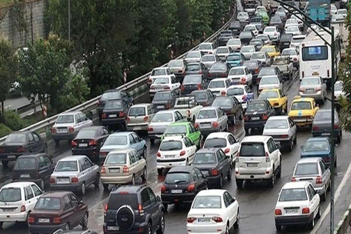 انسداد محور کندوان و آزادراه تهران-شمال تا ساعت ۱۷ امروز/ ترافیک سنگین بین قزوین و کرج