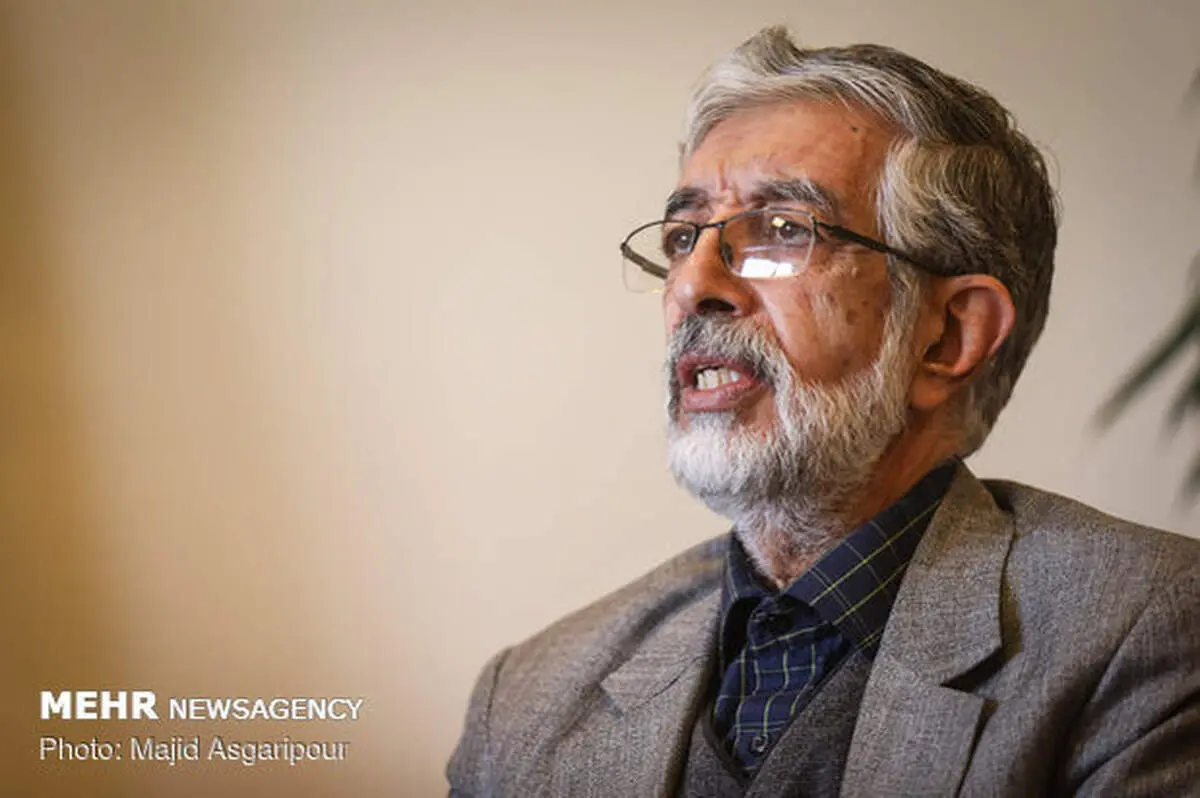 پاسخ حدادعادل به احمدی‌نژاد: دست‌بوسی فرح دروغ محض است