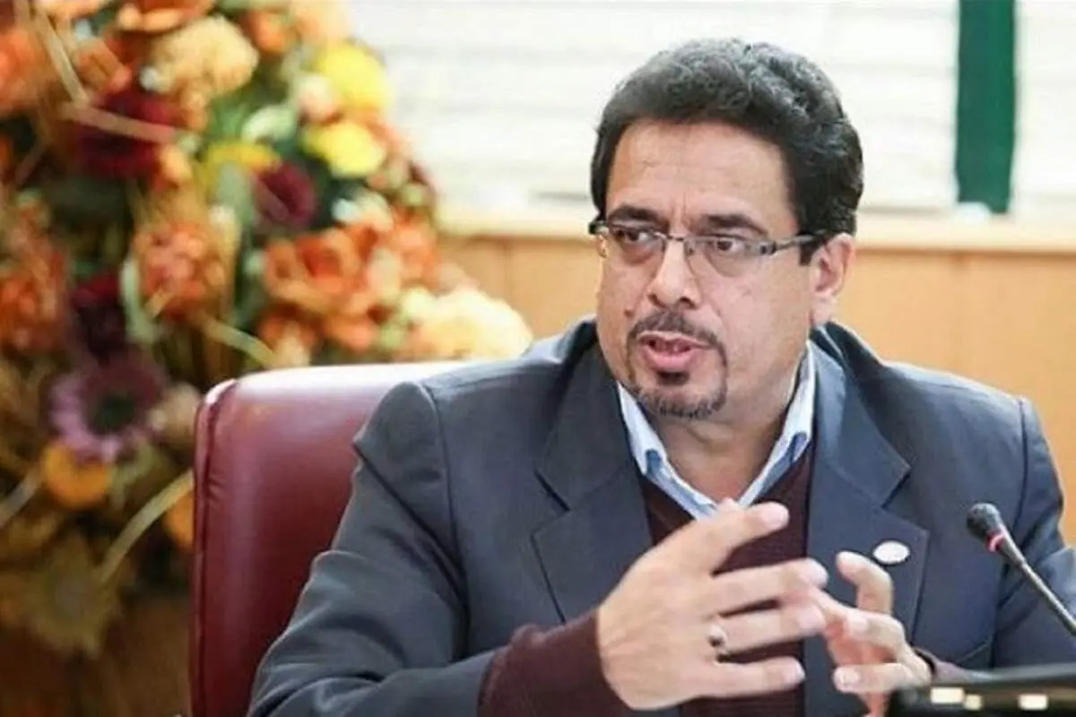 دکتر نوفرستی: نباید منتظر شویم همه به سفر بروند و بعد محدودیت ایجاد کنیم