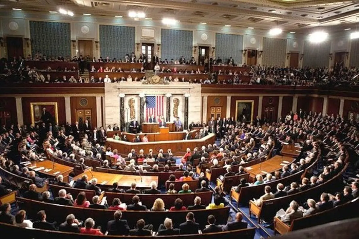 مخالفت بیش از ۴۰ قانونگذار آمریکایی با رفع تحریم‌ها علیه ایران