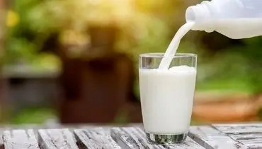 عوارض عجیب زیاده روی در مصرف شیر