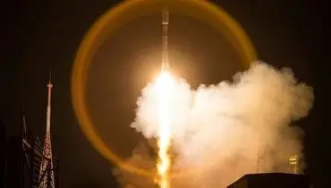 روسیه نخستین ماهواره را بر فراز قطب شمال فرستاد