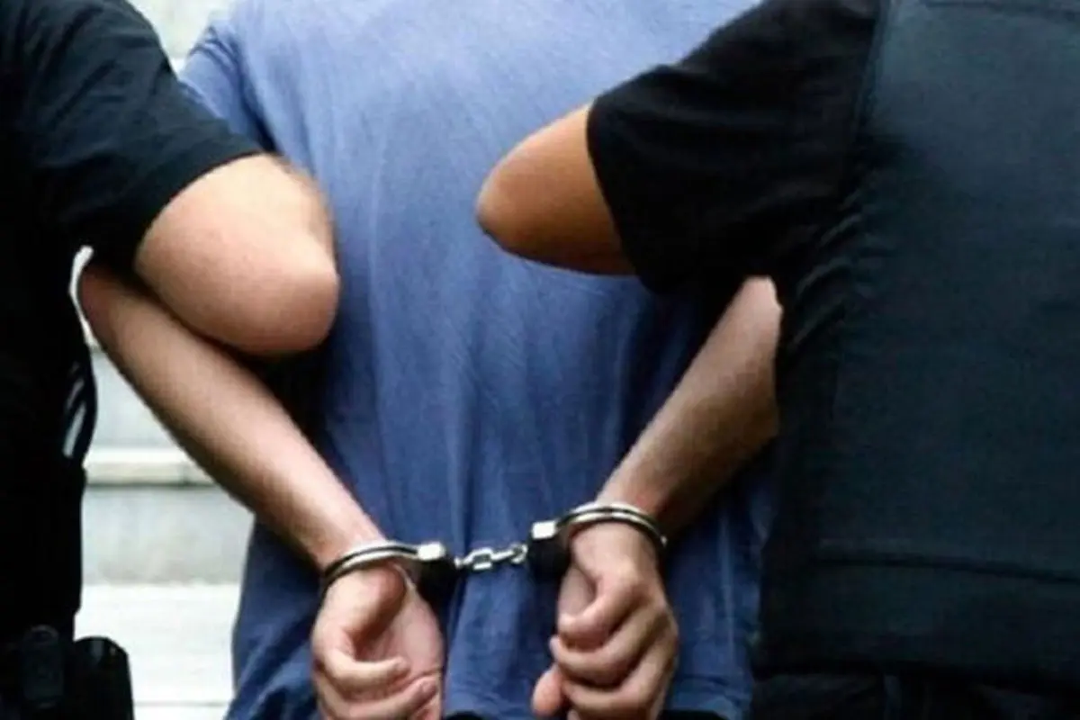دستگیری فردی که با قمه مزاحم زنان در دماوند می‌شد+ عکس