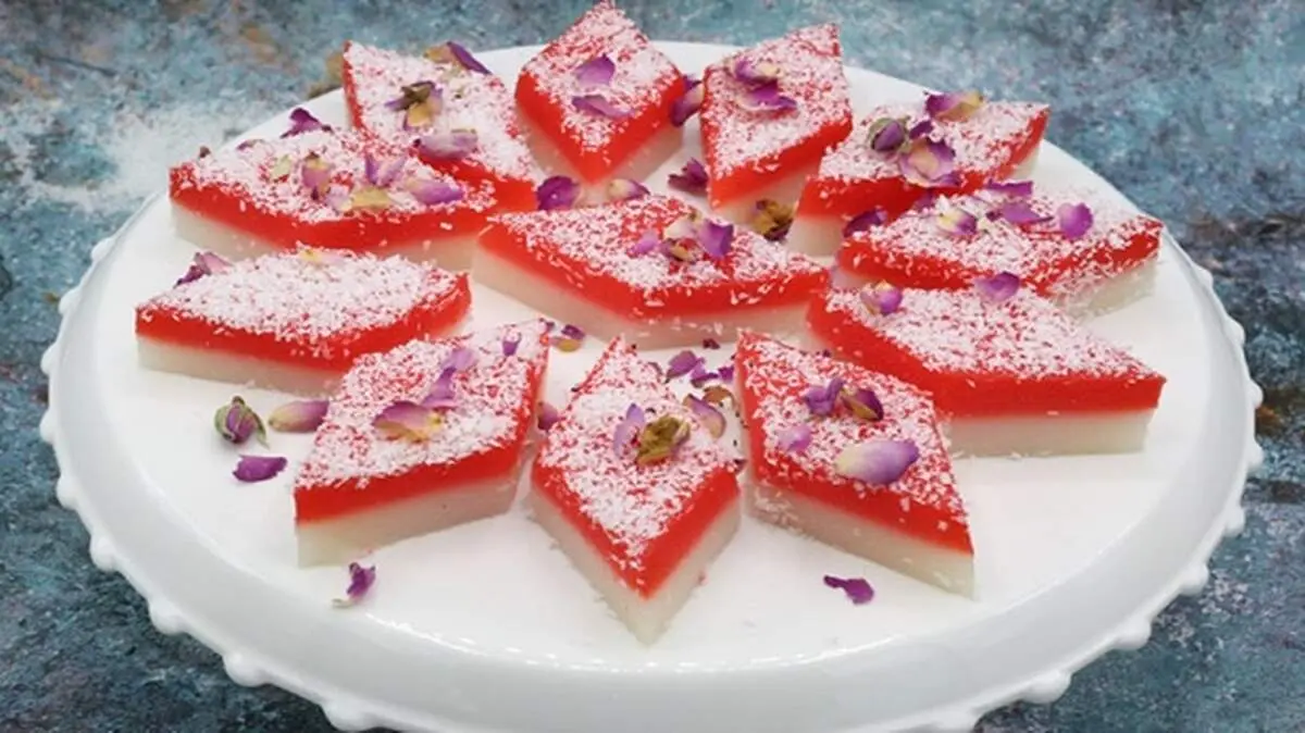 طرز تهیه حلوای قرمز و سفید خوشمزه