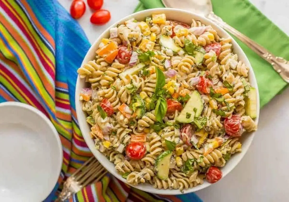 طرز تهیه سالاد ماکارونی ایتالیایی لذیذ و خوش طعم