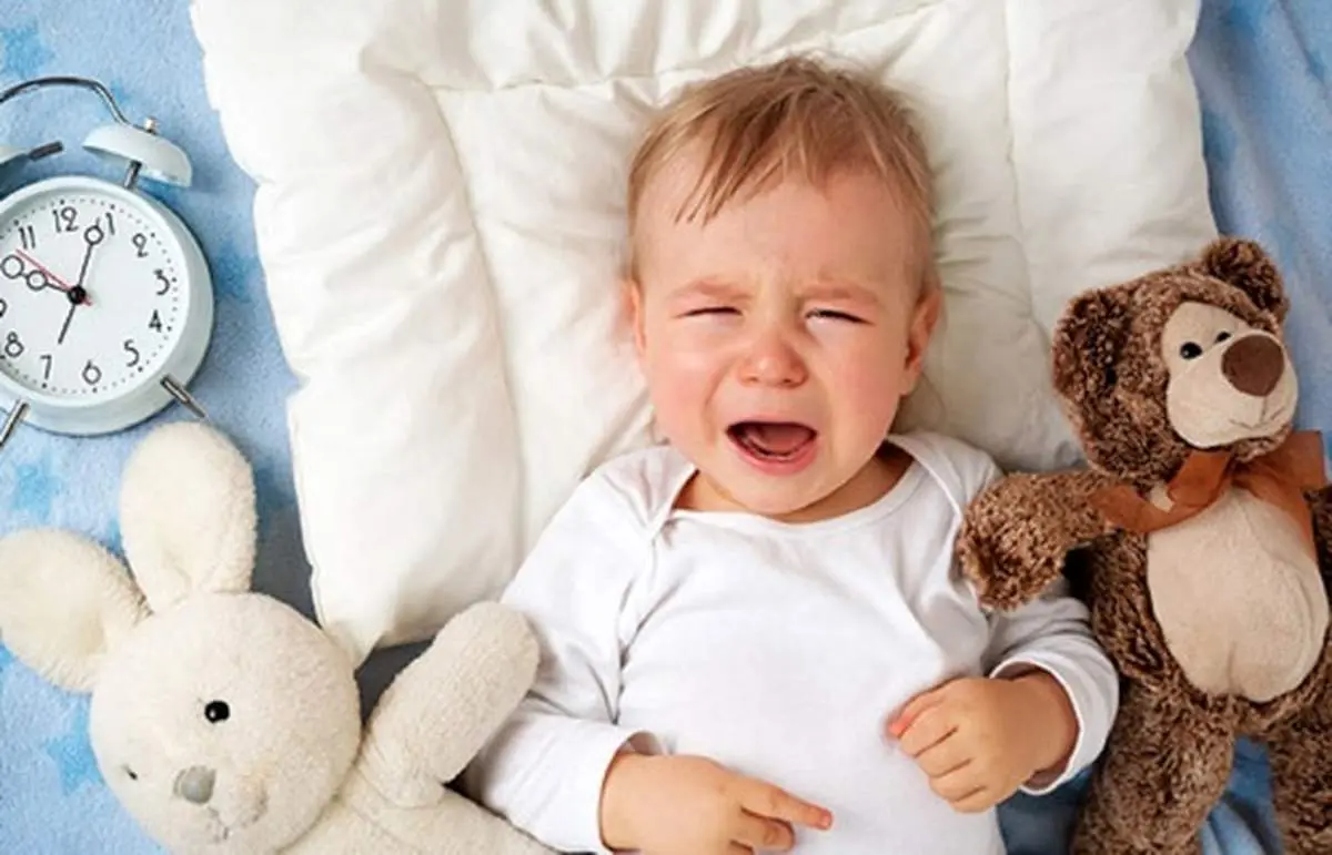 دلایل بی خوابی نوزاد در شب
