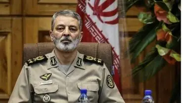فرمانده کل ارتش: تعداد زیادی کانال در فضای مجازی مشغول عملیات روانی روی ارتش و خانواده‌های آن‌ها هستند /توان پهپادی ارتش کم نظیر است