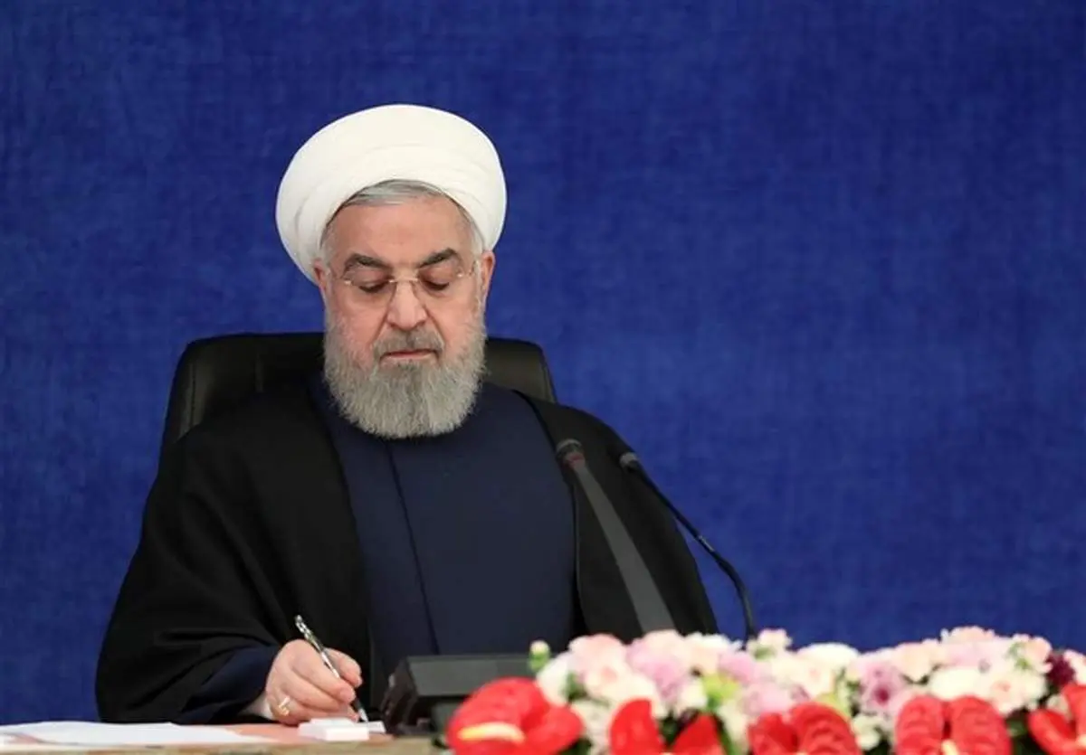 بانک استعفا داد/ مومنی مشاور رئیس جمهور در امور مناطق آزاد شد