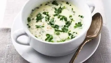 طرز تهیه آش برنج و گشنیز پرخاصیت