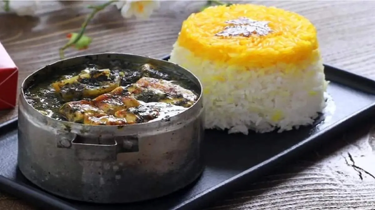 طرز تهیه خورش کرفس بسیار خوشمزه با پنیر کبابی