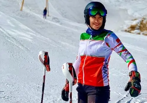 اولین تصاویر ورزشکار زن پناهنده بعد از بازگشت به ایران | آنجا خیلی اصرار کردند حرف سیاسی بزنم | به کشورم حمله شد اما کاری نتوانستم بکنم + فیلم