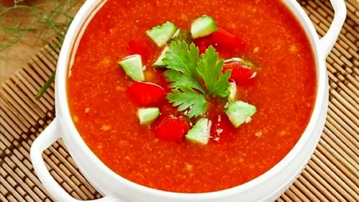 طرز تهیه گازپاچو، آب دوغ خیار اسپانیایی