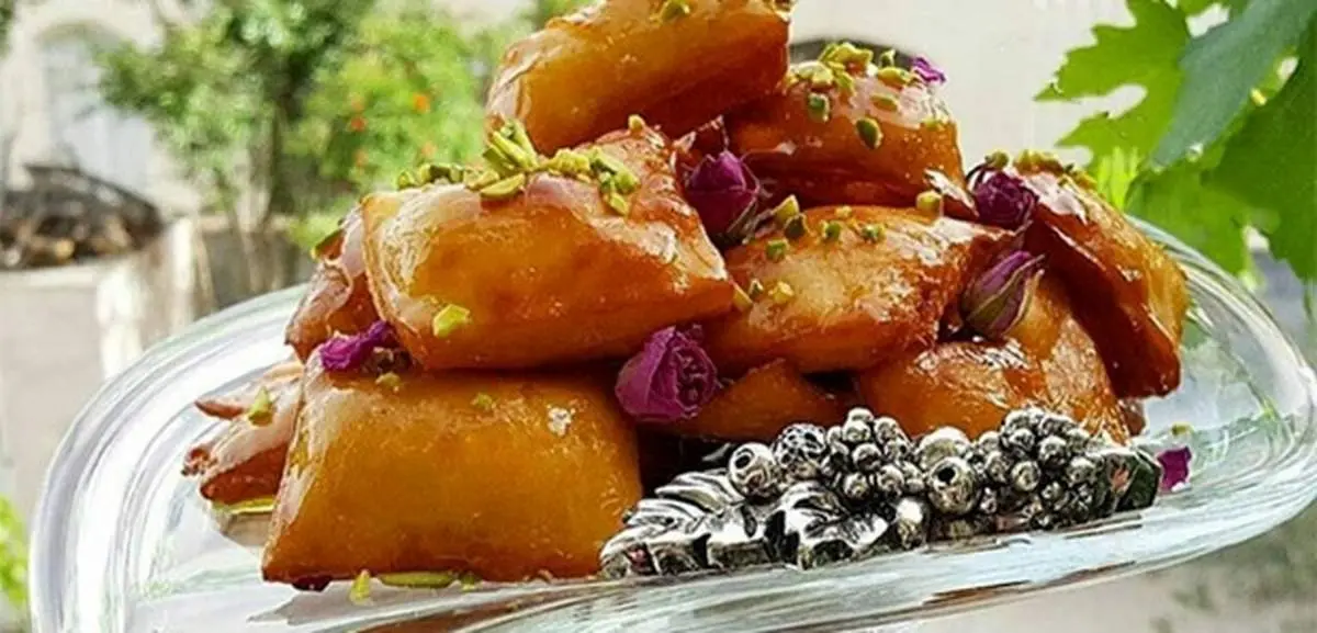طرز تهیه شیرینی بالشتک عسلی
