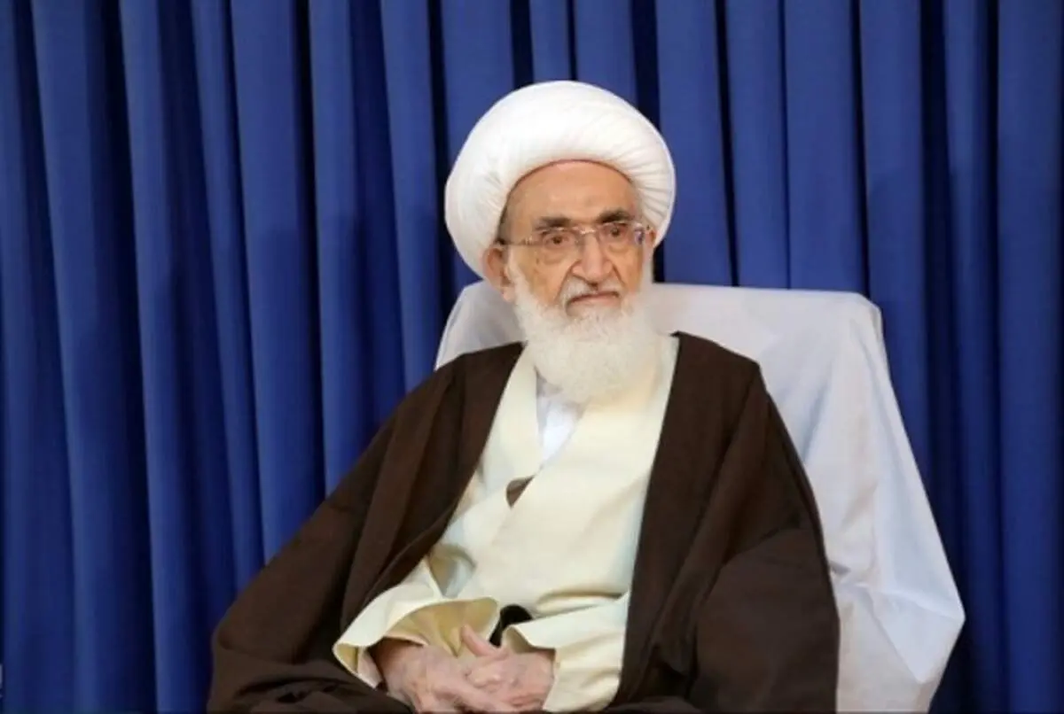 نوری‌همدانی: زنان با چادرِ خود انقلاب را پیش‌بردند