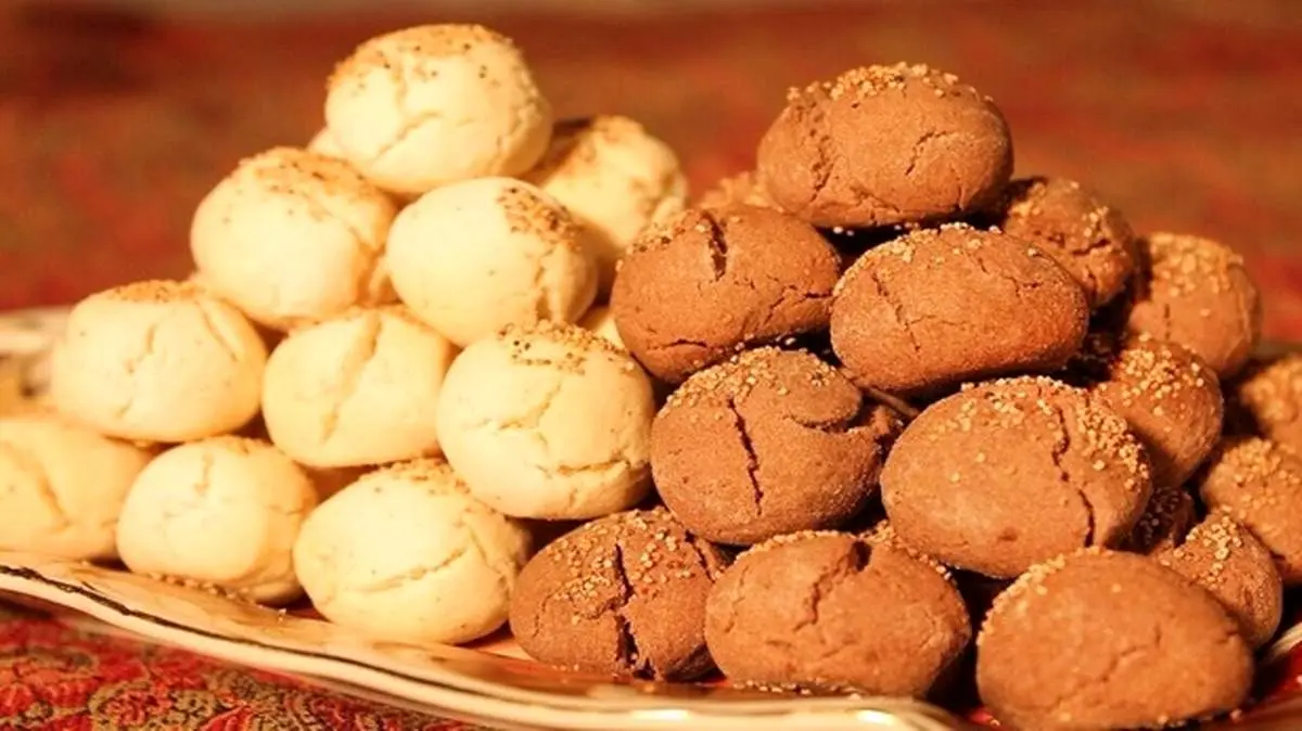 طرز تهیه شیرینی قندی قزوینی برای عید