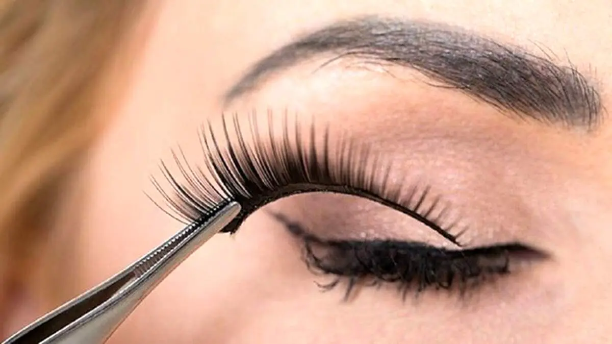 خطرات باورنکردنی مژه مصنوعی برای سلامتی