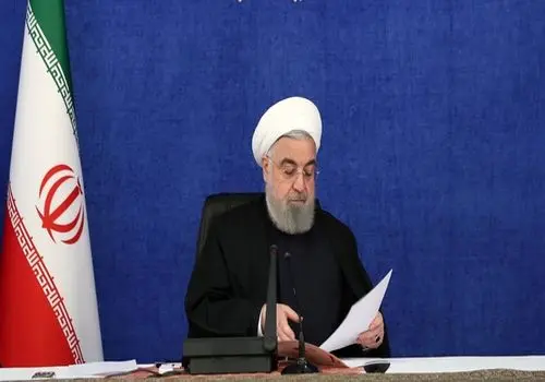 حسن روحانی و رهبر انقلاب روی عرشه کشتی+ عکس
