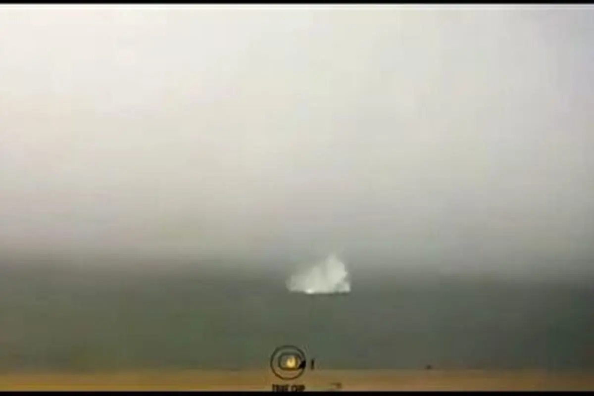 لحظه سقوط مرگبار یک هلیکوپتر چینی به دریا + فیلم