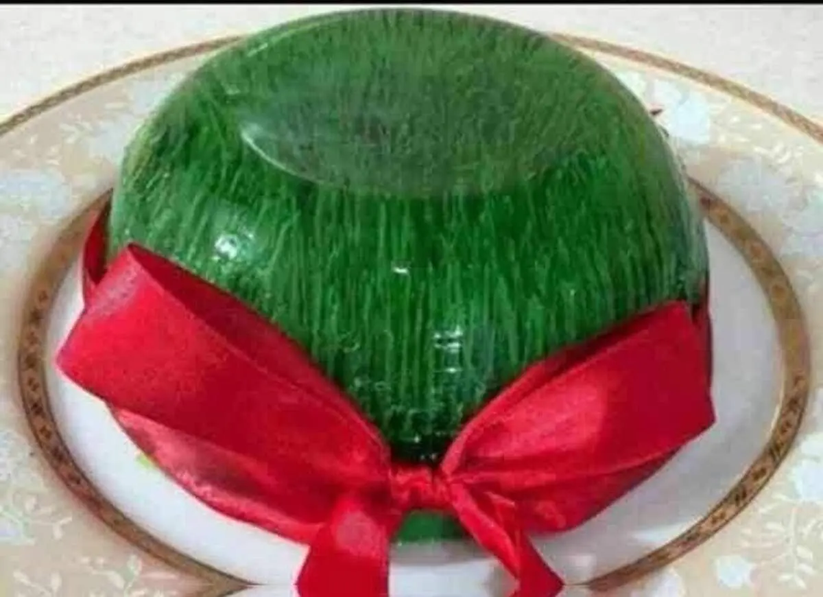 طرز تهیه ژله به شکل سبزه مخصوص عید
