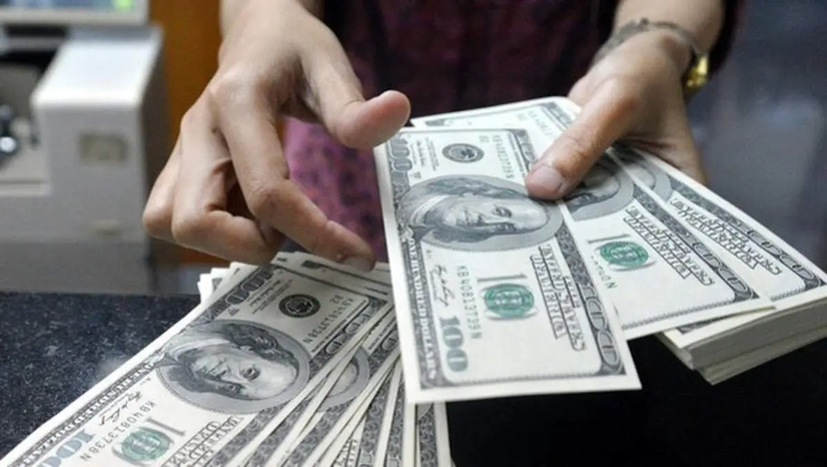 قیمت دلار در٢٣ اسفند ١٣٩٩ به ٢۴ هزار و ٣٧٩ تومان رسید