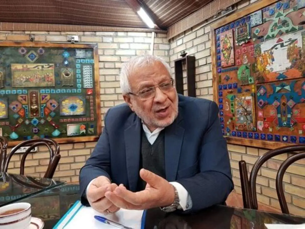 کنایه‌های بادامچیان به کاندیدا‌های نظامی انتخابات ۱۴۰۰ / نظرسنجی‌ها به نفع رئیسی است