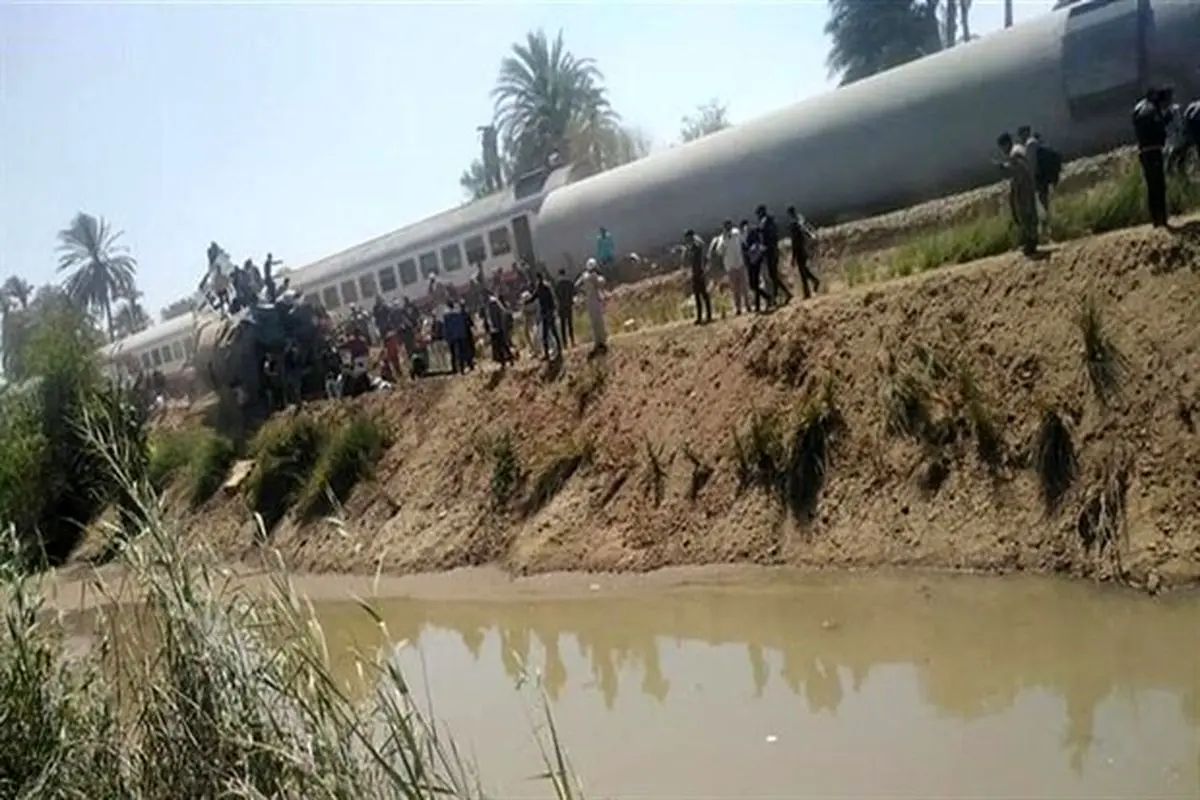 برخورد دو قطار در جنوب مصر دستکم ۳۲ کشته بر جای گذاشت + فیلم