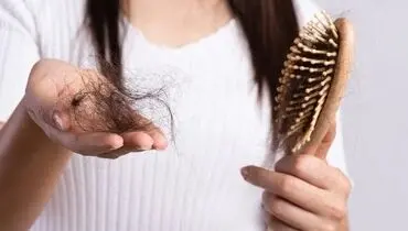 مهم‌ترین دلایل ریزش مو چیست؟ + روش درمان